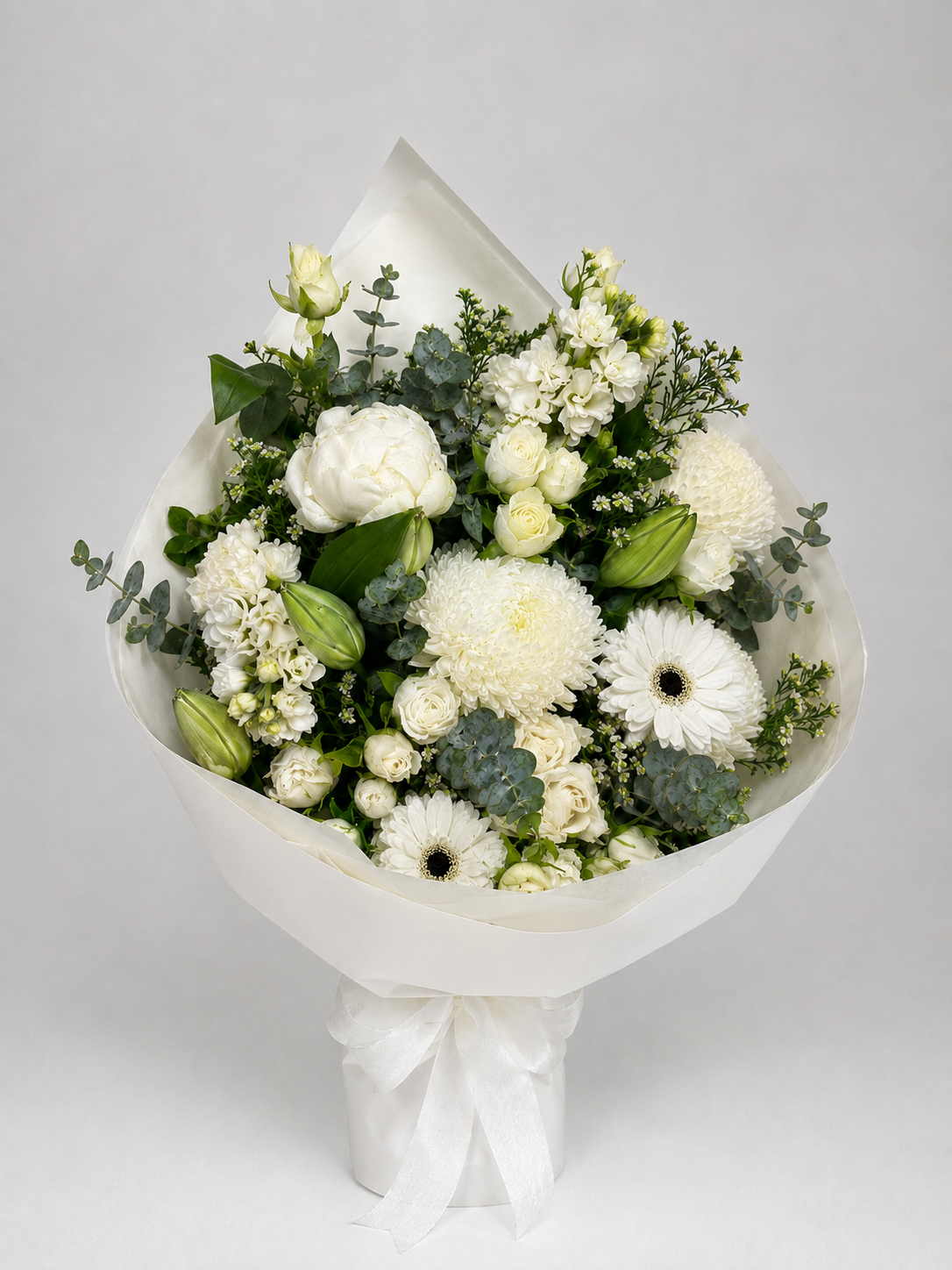 White Beauty Bouquet up right