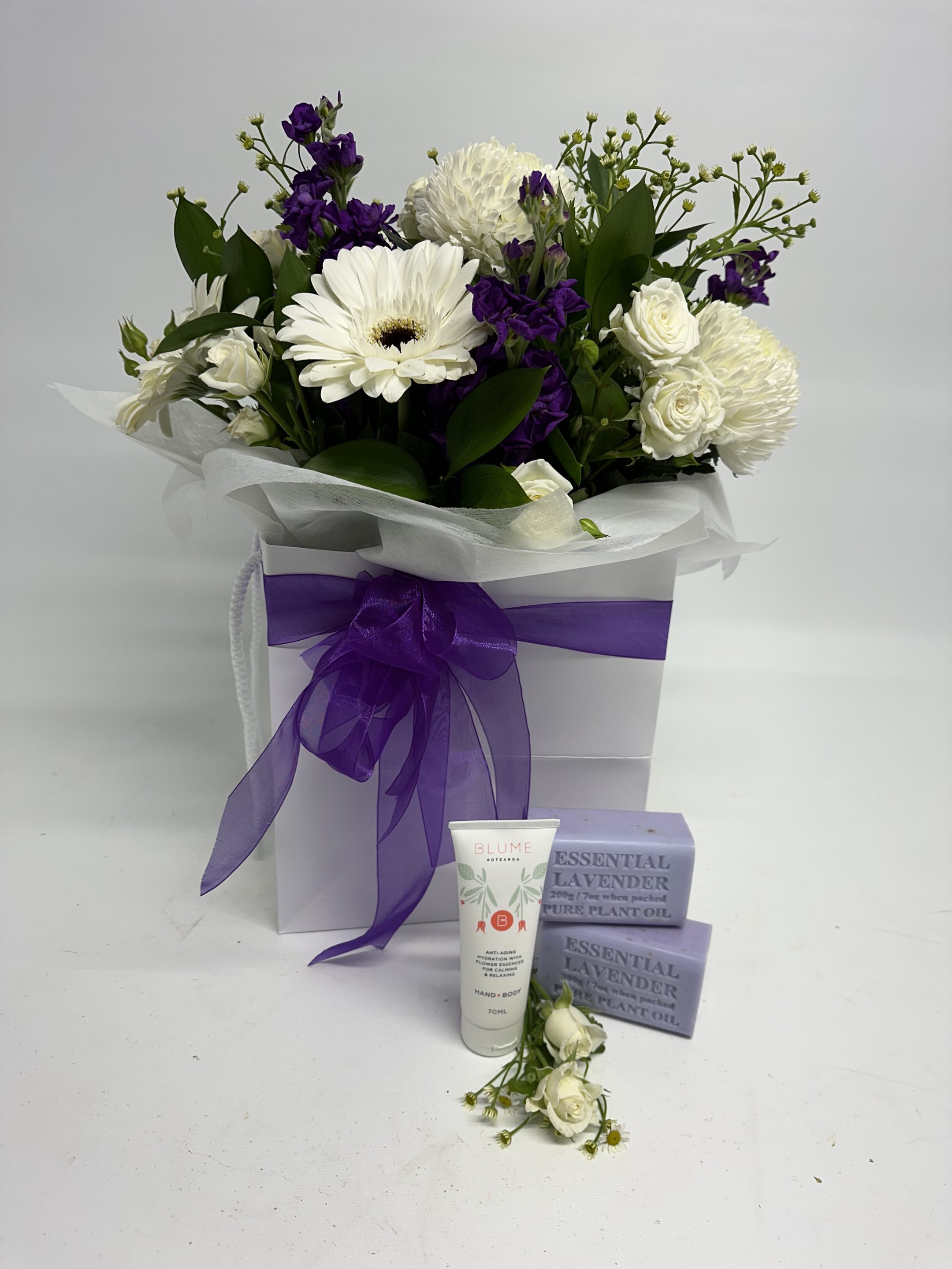 Lavender Relaxing Hamper Carry Bag