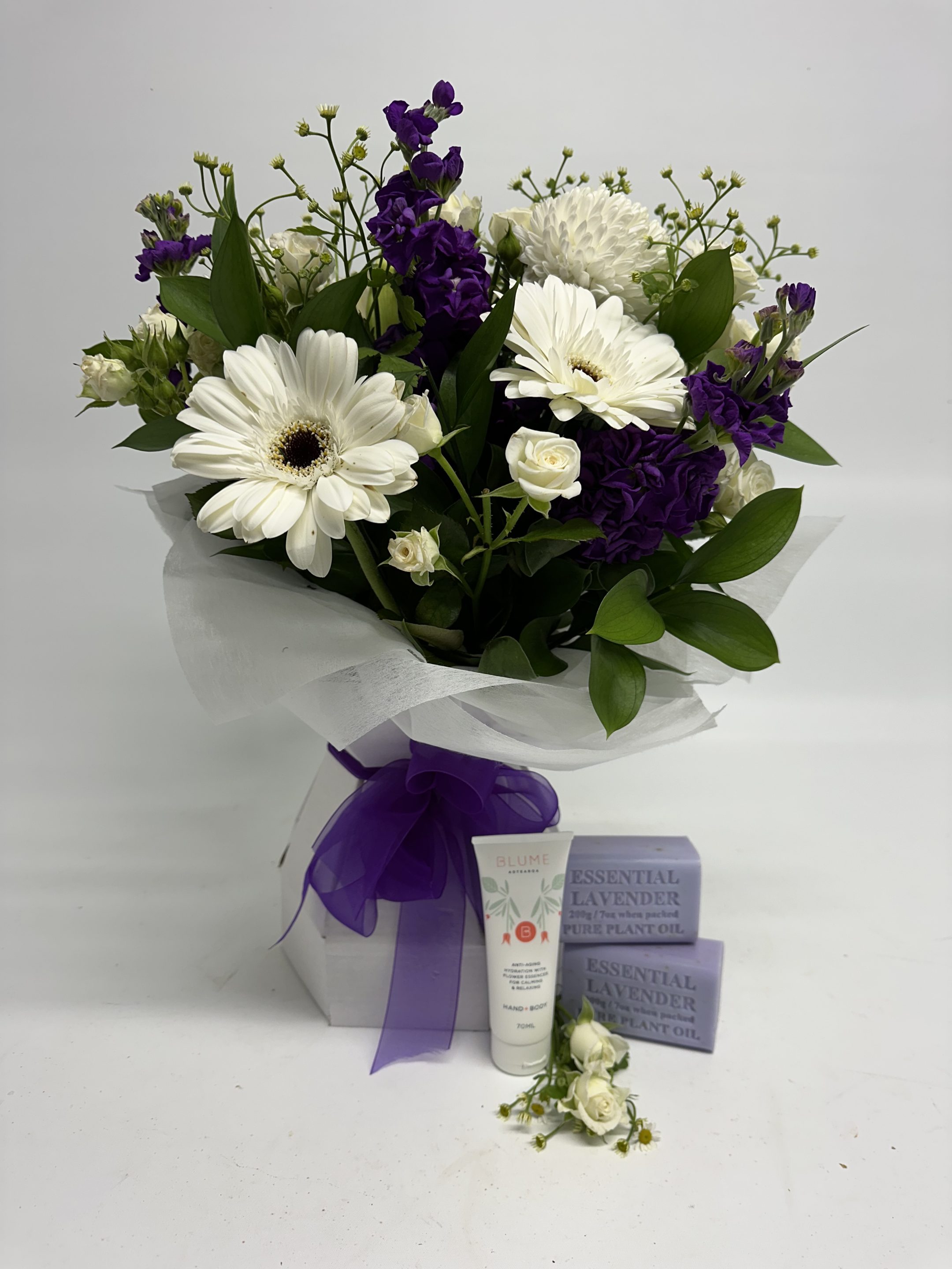 Lavender Relaxing Hamper water Vox
