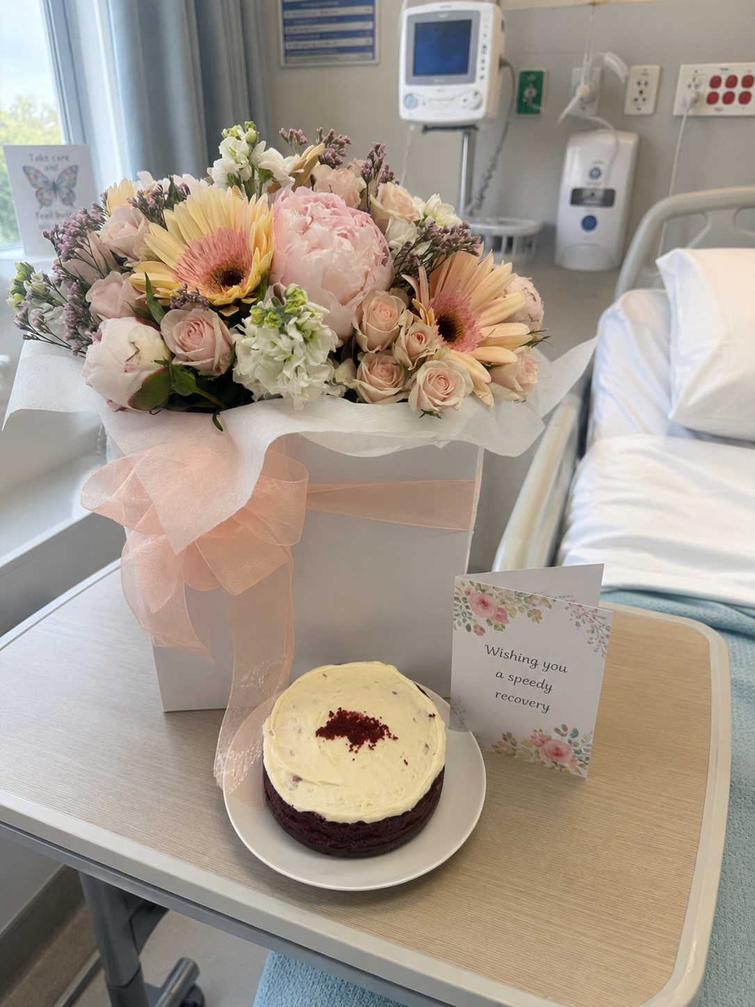 Peach Poise and cake in setting