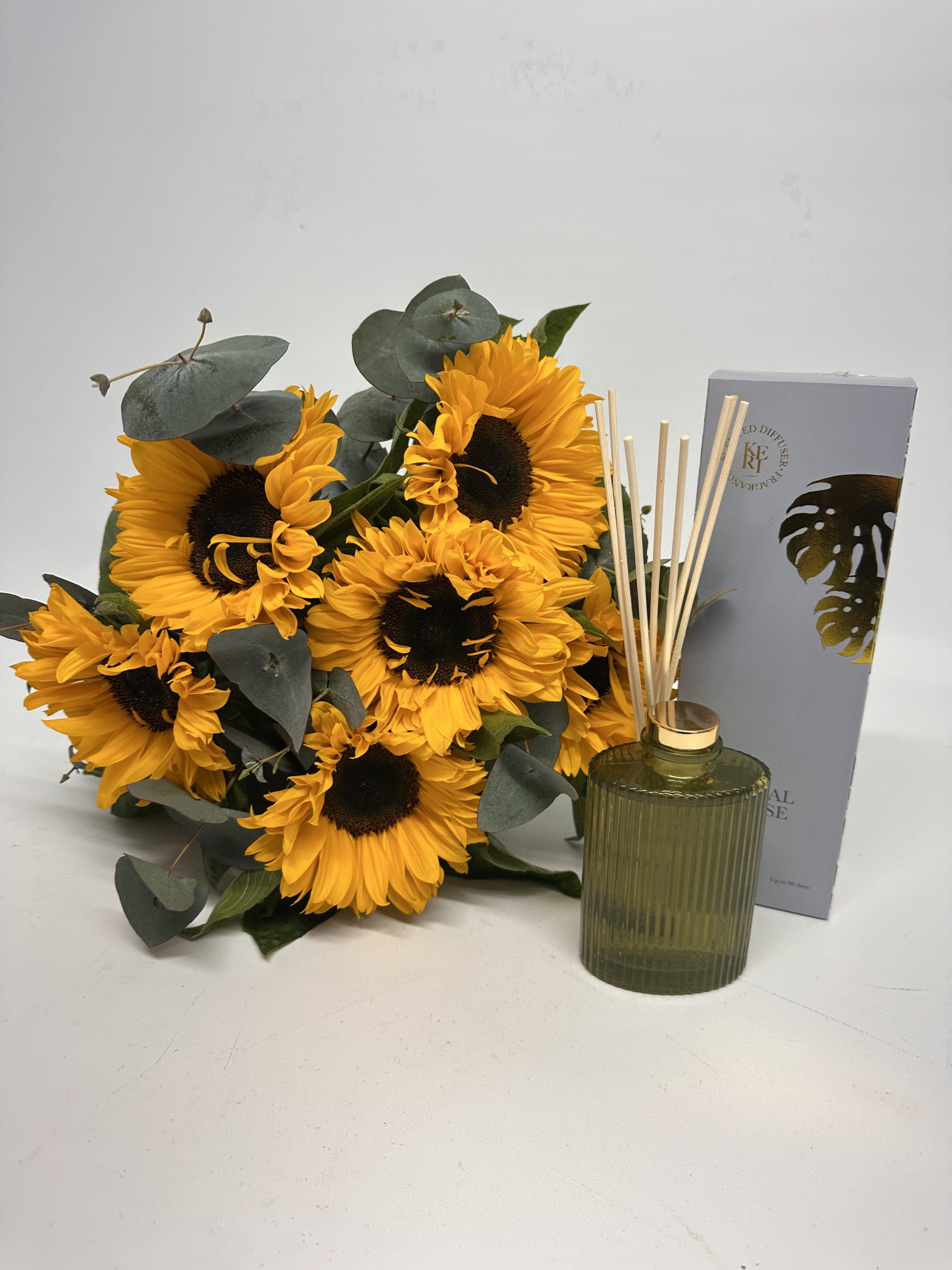 6 x Sunflowers and infusion
